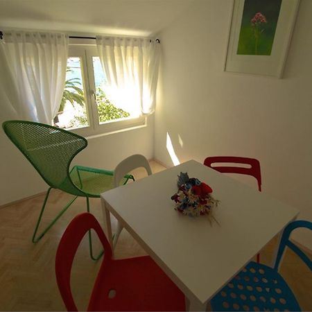 Apartments Mandarina Mali Losinj Ruang foto