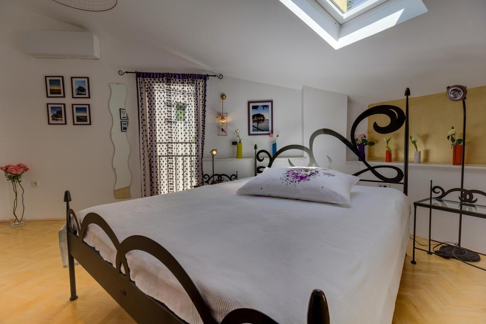 Apartments Mandarina Mali Losinj Ruang foto