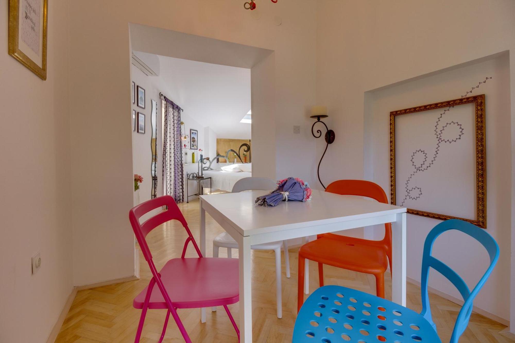 Apartments Mandarina Mali Losinj Ruang foto