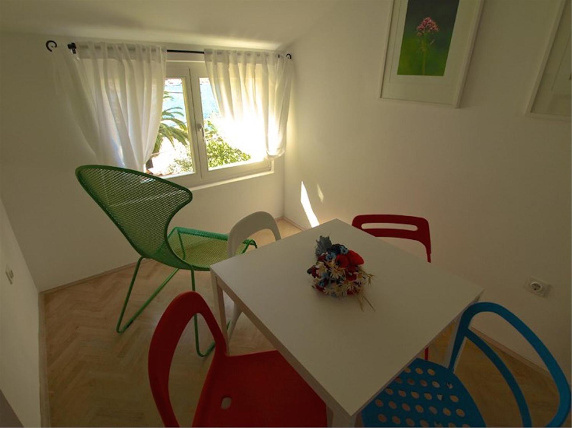 Apartments Mandarina Mali Losinj Ruang foto
