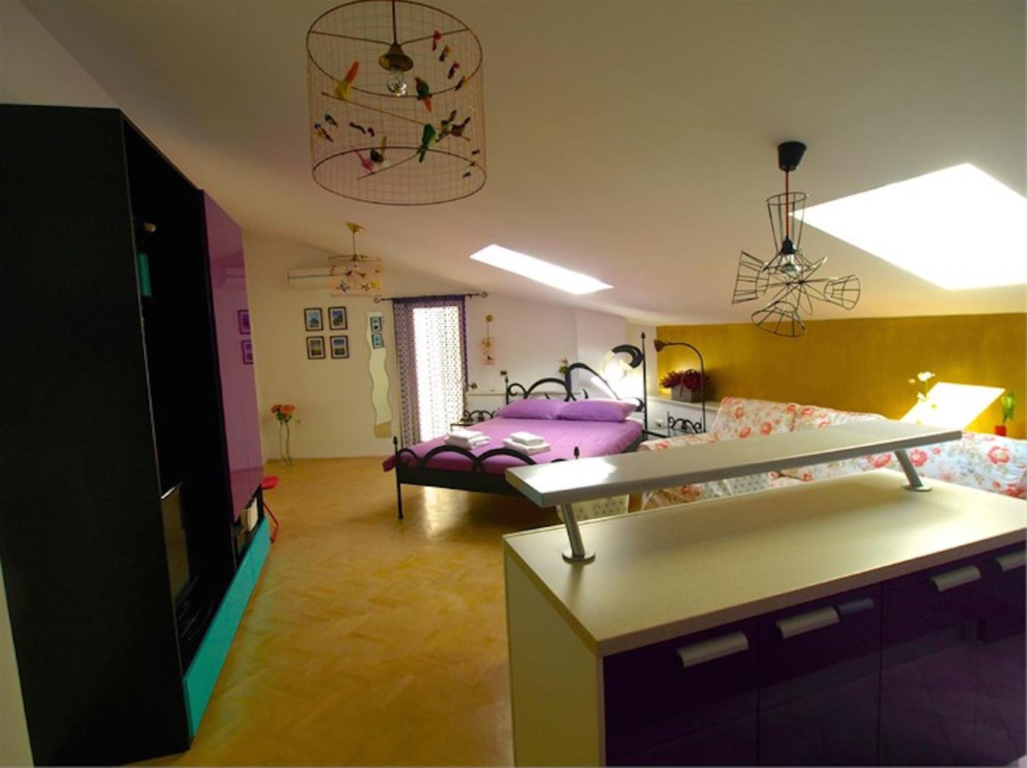 Apartments Mandarina Mali Losinj Ruang foto