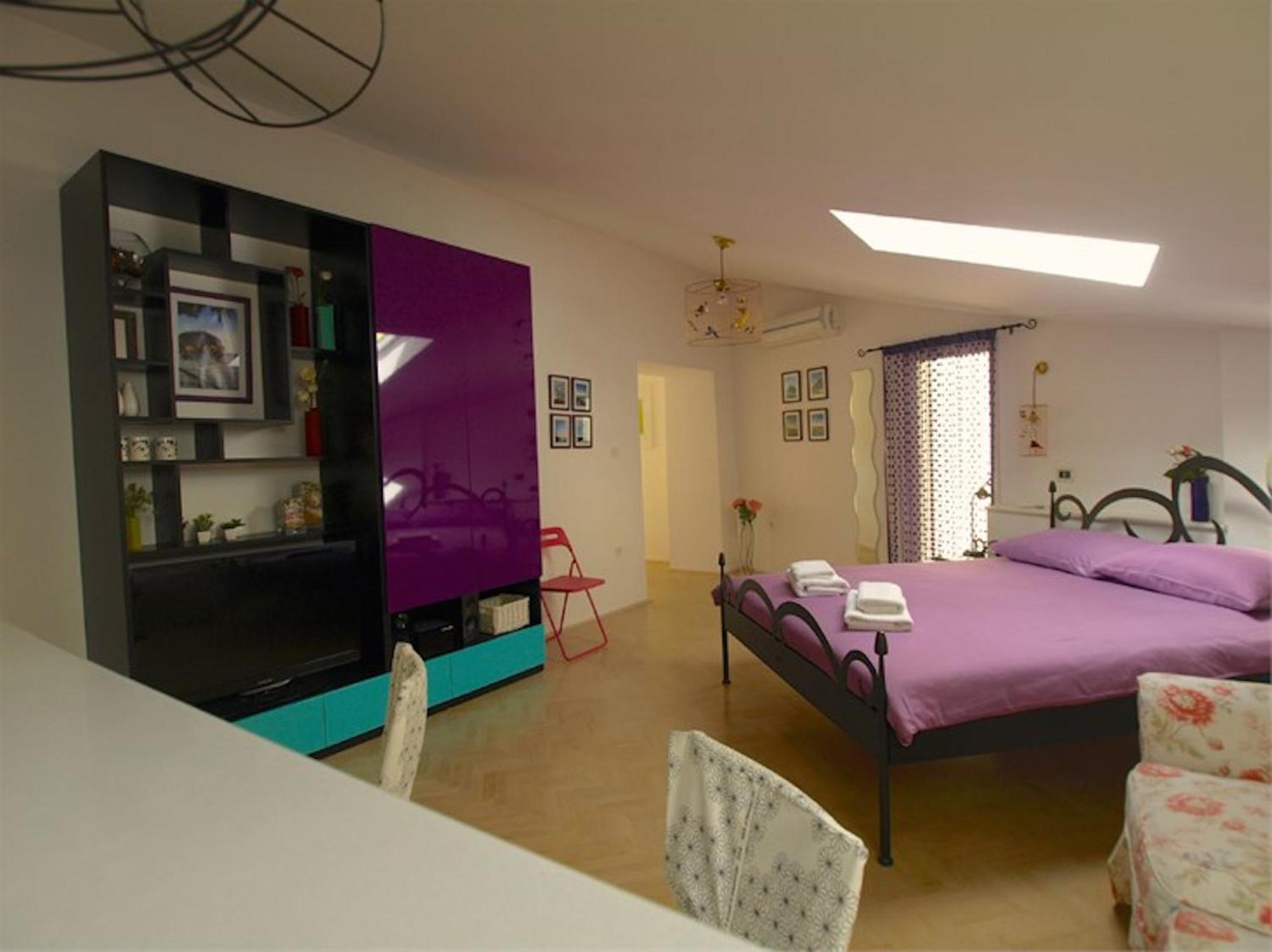 Apartments Mandarina Mali Losinj Ruang foto