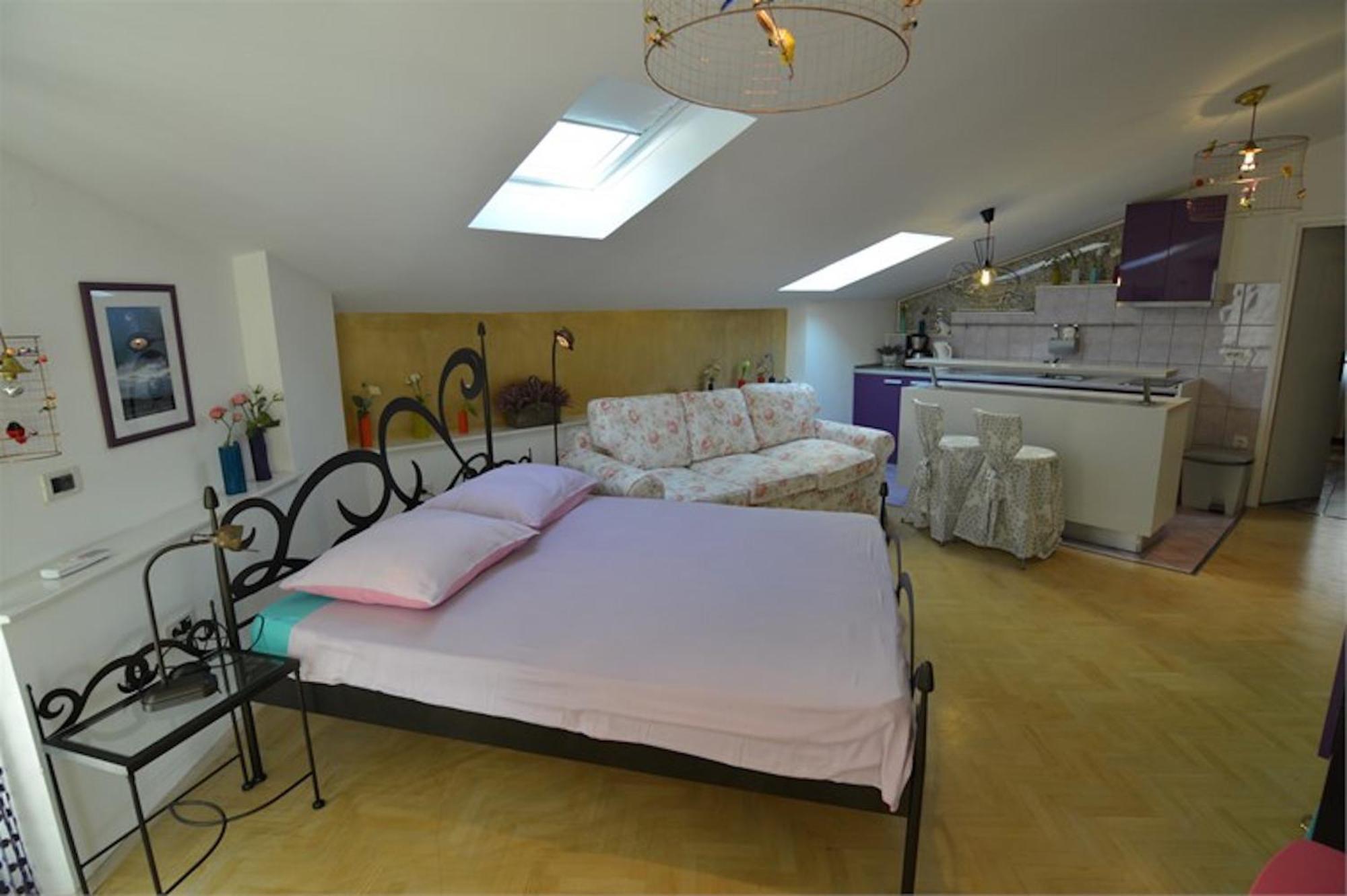 Apartments Mandarina Mali Losinj Ruang foto